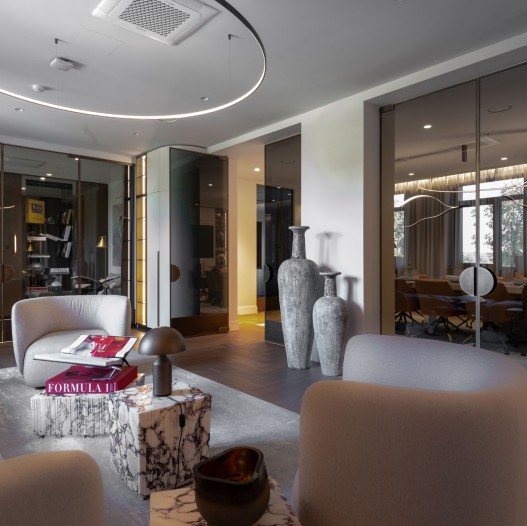 Glass partition walls